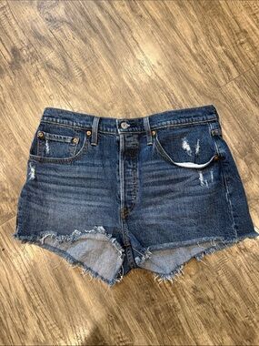 Levi 501 button fly distressed denim shorts - 31